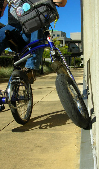 Close-Up Swing bike Wheel